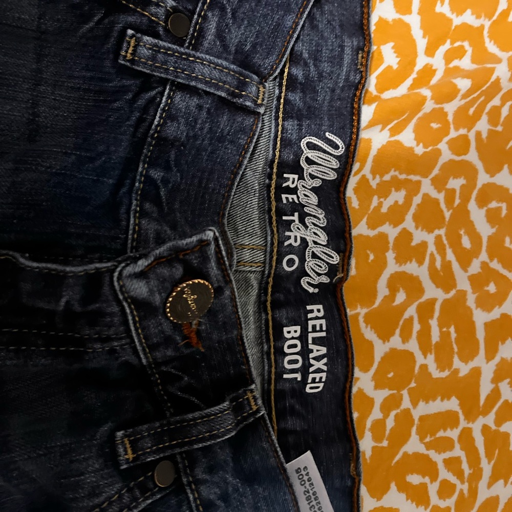 Wrangler Retro Relaxed Boot Jeans in Deep Blue